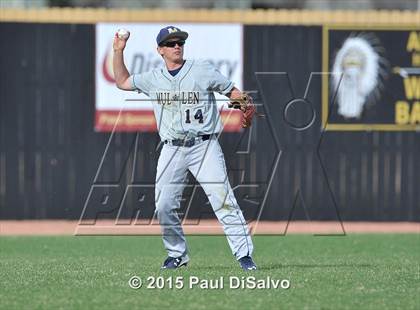 Thumbnail 1 in Mullen @ Arapahoe photogallery.