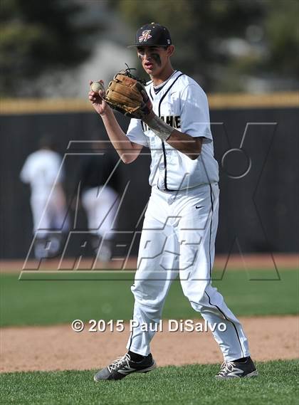 Thumbnail 3 in Mullen @ Arapahoe photogallery.
