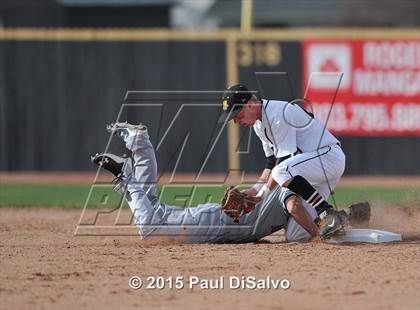 Thumbnail 1 in Mullen @ Arapahoe photogallery.