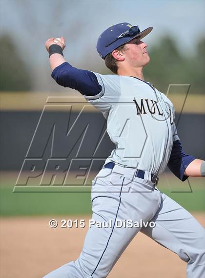 Thumbnail 1 in Mullen @ Arapahoe photogallery.