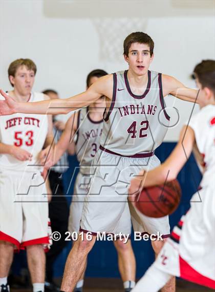 Thumbnail 2 in Jefferson City vs Strafford (Central Bank Shootout) photogallery.