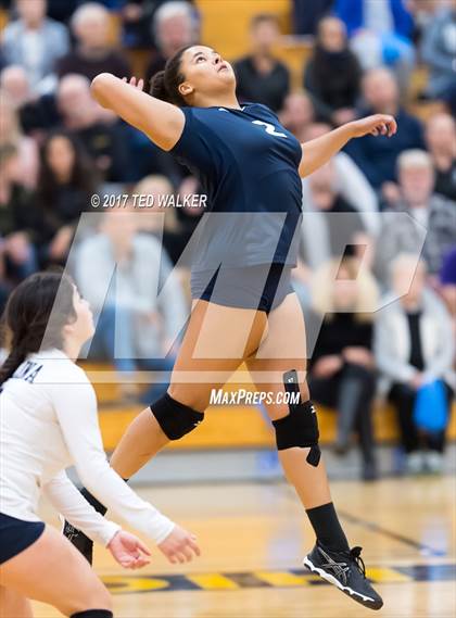 Thumbnail 3 in Mt. Madonna vs. Santa Catalina (CIF CCS D5 Final) photogallery.