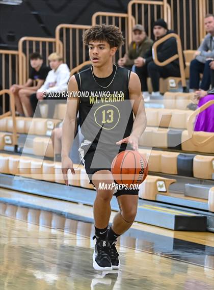 Thumbnail 1 in Guerin Catholic @ Mt Vernon photogallery.