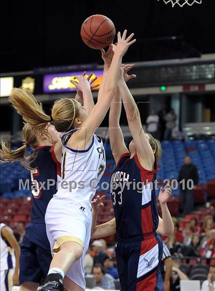 Thumbnail 3 in Turlock Christian vs. Bradshaw Christian (CIF SJS D5 Final) photogallery.