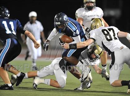 Thumbnail 2 in Archbishop Mitty vs. Bellarmine Prep photogallery.