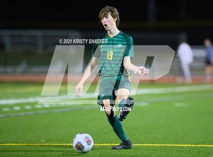 Thumbnail 2 in Holly Springs vs. Cardinal Gibbons photogallery.