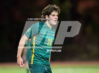 Thumbnail 2 in Holly Springs vs. Cardinal Gibbons photogallery.