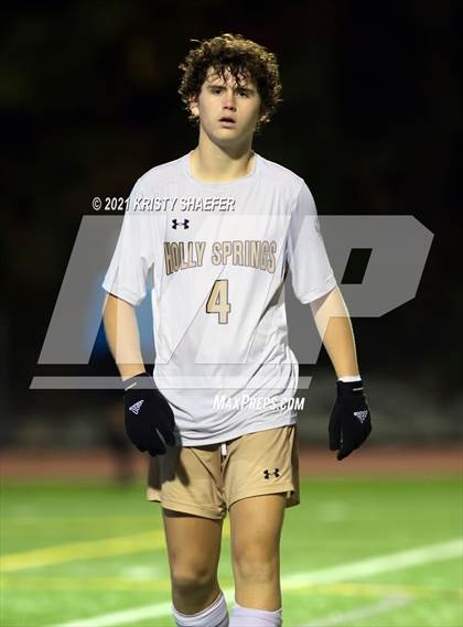 Thumbnail 2 in Holly Springs vs. Cardinal Gibbons photogallery.