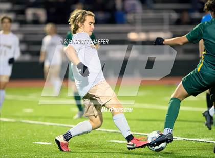 Thumbnail 3 in Holly Springs vs. Cardinal Gibbons photogallery.