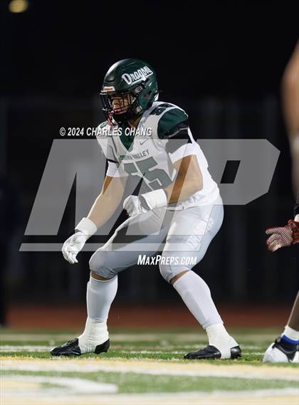 Thumbnail 1 in St. Vincent de Paul vs. Sonoma Valley (CIF NCS D5 Finals) photogallery.