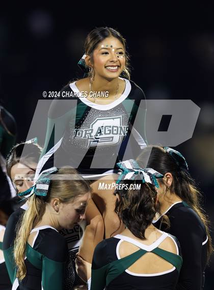 Thumbnail 3 in St. Vincent de Paul vs. Sonoma Valley (CIF NCS D5 Finals) photogallery.
