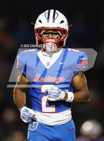 Thumbnail 2 in St. Vincent de Paul vs. Sonoma Valley (CIF NCS D5 Finals) photogallery.