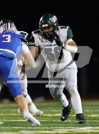 Thumbnail 3 in St. Vincent de Paul vs. Sonoma Valley (CIF NCS D5 Finals) photogallery.