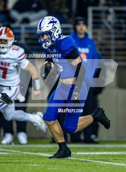 Thumbnail 1 in Olentangy Orange @ St. Xavier (OHSAA D1 Championship) photogallery.