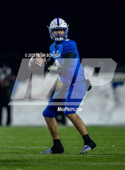 Thumbnail 3 in Olentangy Orange @ St. Xavier (OHSAA D1 Championship) photogallery.