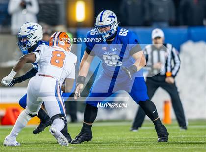 Thumbnail 3 in Olentangy Orange @ St. Xavier (OHSAA D1 Championship) photogallery.