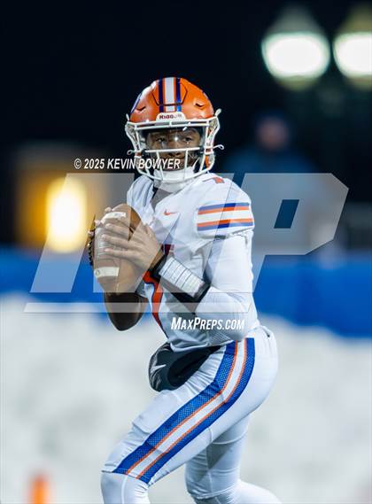 Thumbnail 3 in Olentangy Orange @ St. Xavier (OHSAA D1 Championship) photogallery.