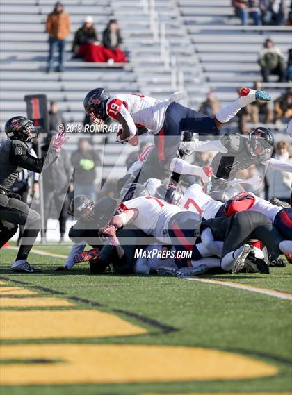 Thumbnail 3 in Southwestern vs. Warsaw/Letchworth (Section 5/6 Class C Far West Regional) photogallery.