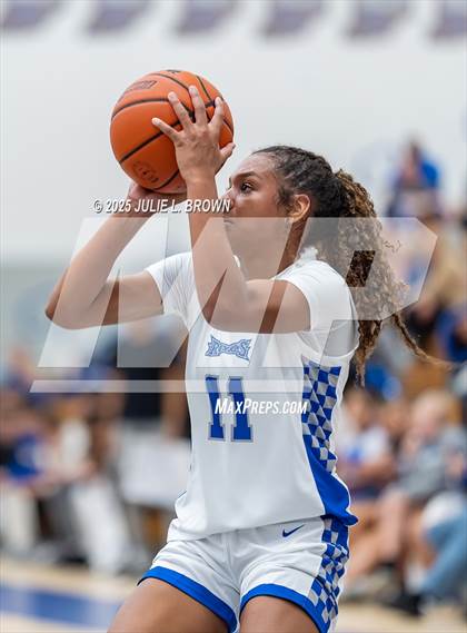 Thumbnail 2 in Lawrence Central @ Hamilton Southeastern photogallery.