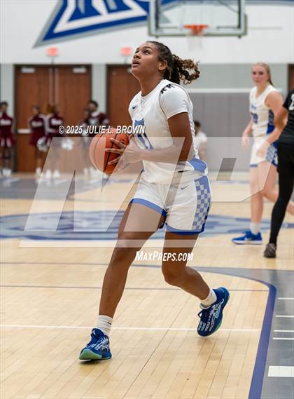 Thumbnail 2 in Lawrence Central @ Hamilton Southeastern photogallery.