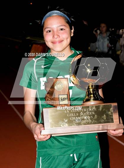Thumbnail 2 in Catalina Foothills vs Flagstaff (AIA 4A Final Awards) photogallery.