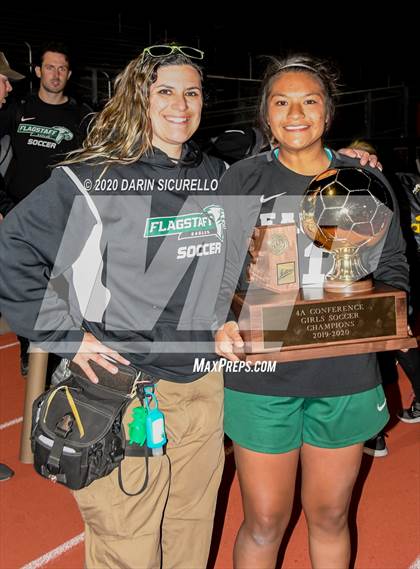 Thumbnail 2 in Catalina Foothills vs Flagstaff (AIA 4A Final Awards) photogallery.
