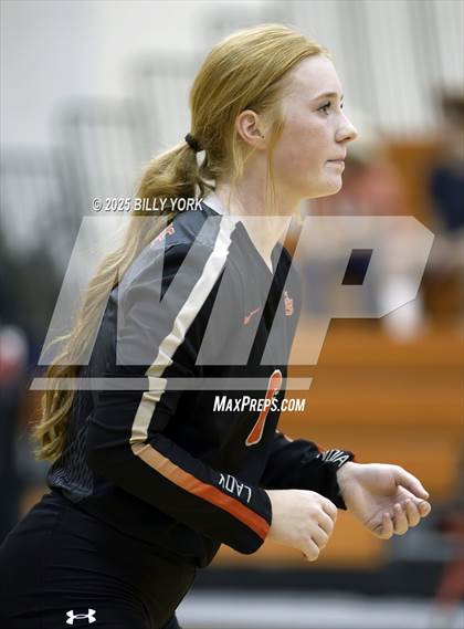 Thumbnail 2 in Grand Saline vs Terrell photogallery.