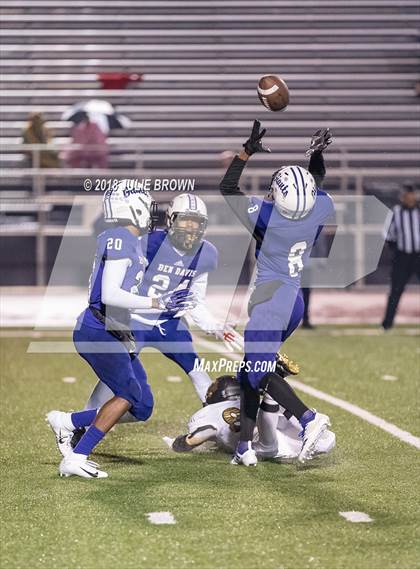 Thumbnail 1 in Warren Central @ Ben Davis   (IHSAA 6A Sectional Semifinal)  photogallery.