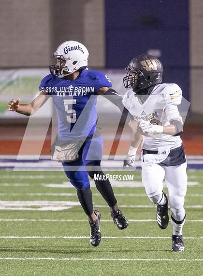 Thumbnail 3 in Warren Central @ Ben Davis   (IHSAA 6A Sectional Semifinal)  photogallery.