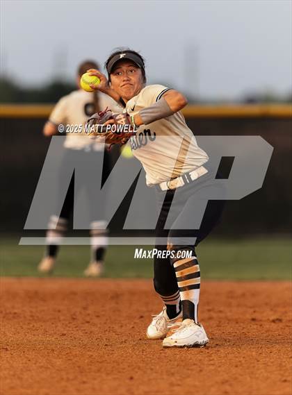 Thumbnail 3 in Foster vs. Tompkins (UIL 6A Softball Bi-District Playoff) photogallery.