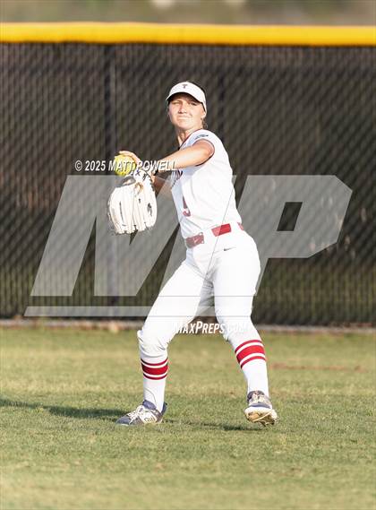 Thumbnail 2 in Foster vs. Tompkins (UIL 6A Softball Bi-District Playoff) photogallery.