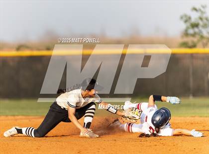 Thumbnail 2 in Foster vs. Tompkins (UIL 6A Softball Bi-District Playoff) photogallery.