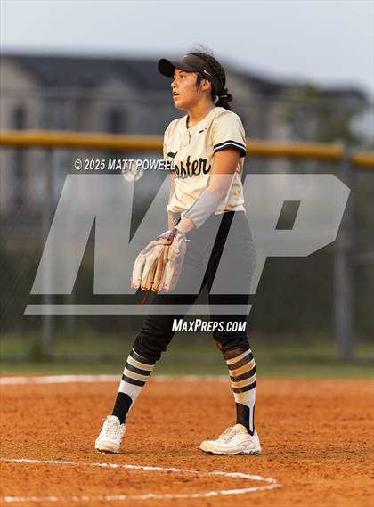 Thumbnail 2 in Foster vs. Tompkins (UIL 6A Softball Bi-District Playoff) photogallery.