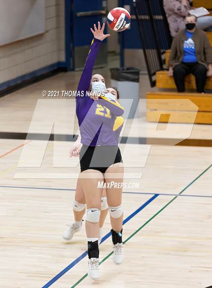 Thumbnail 3 in Ellington @ Lyman Memorial photogallery.