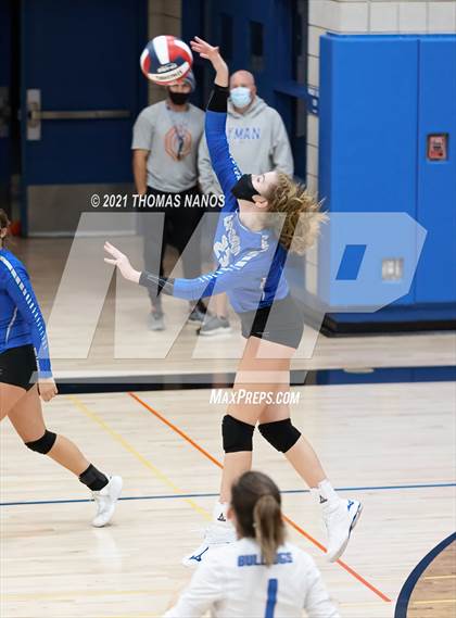 Thumbnail 2 in Ellington @ Lyman Memorial photogallery.