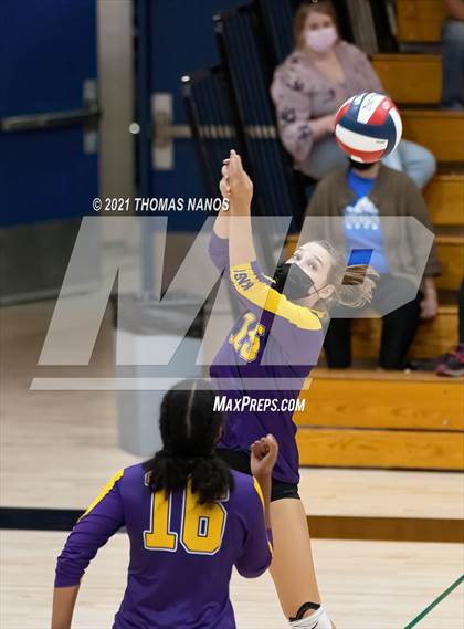 Thumbnail 3 in Ellington @ Lyman Memorial photogallery.