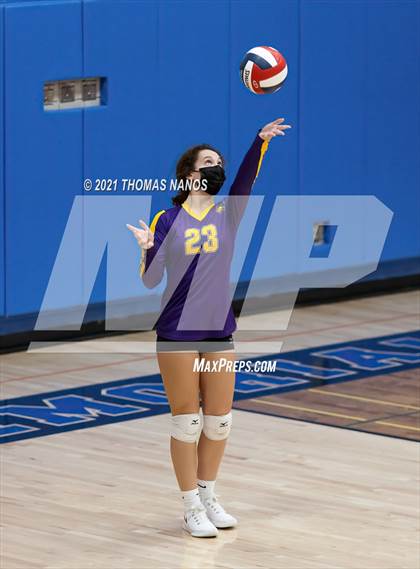 Thumbnail 2 in Ellington @ Lyman Memorial photogallery.