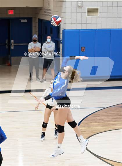 Thumbnail 1 in Ellington @ Lyman Memorial photogallery.