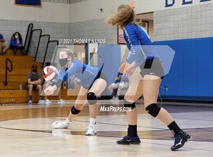 Thumbnail 2 in Ellington @ Lyman Memorial photogallery.