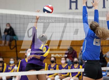 Thumbnail 1 in Ellington @ Lyman Memorial photogallery.
