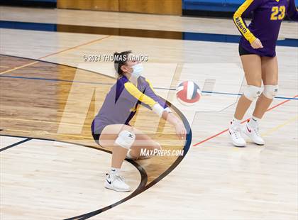 Thumbnail 2 in Ellington @ Lyman Memorial photogallery.