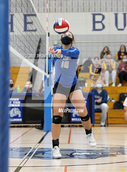 Thumbnail 1 in Ellington @ Lyman Memorial photogallery.