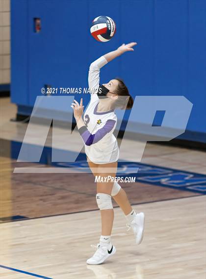 Thumbnail 3 in Ellington @ Lyman Memorial photogallery.