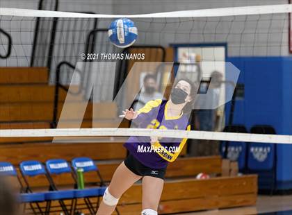 Thumbnail 3 in Ellington @ Lyman Memorial photogallery.