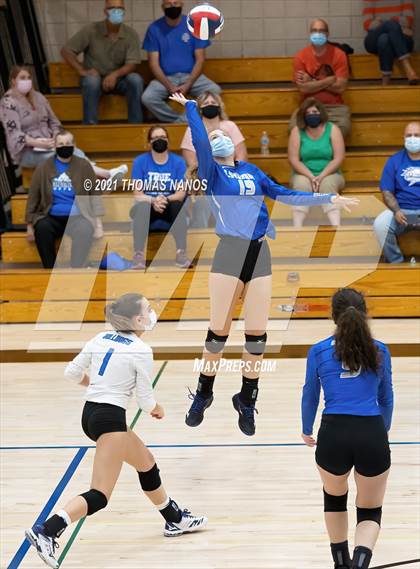 Thumbnail 2 in Ellington @ Lyman Memorial photogallery.