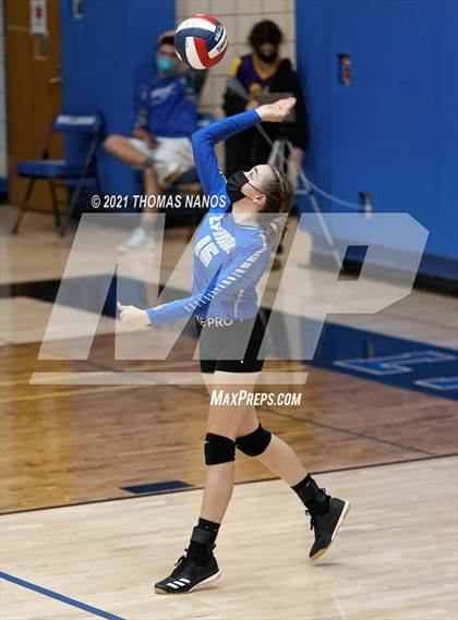 Thumbnail 3 in Ellington @ Lyman Memorial photogallery.