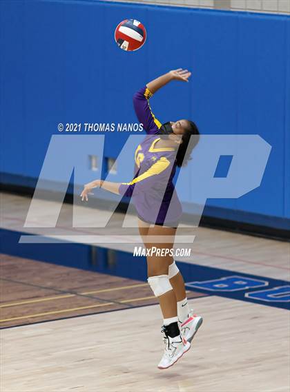 Thumbnail 1 in Ellington @ Lyman Memorial photogallery.