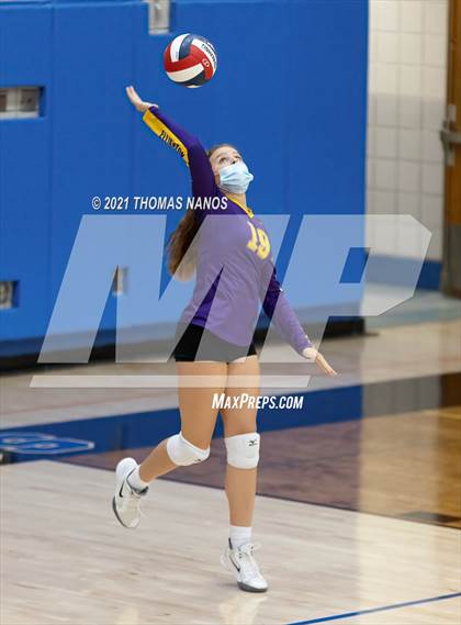 Thumbnail 3 in Ellington @ Lyman Memorial photogallery.