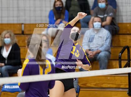 Thumbnail 2 in Ellington @ Lyman Memorial photogallery.