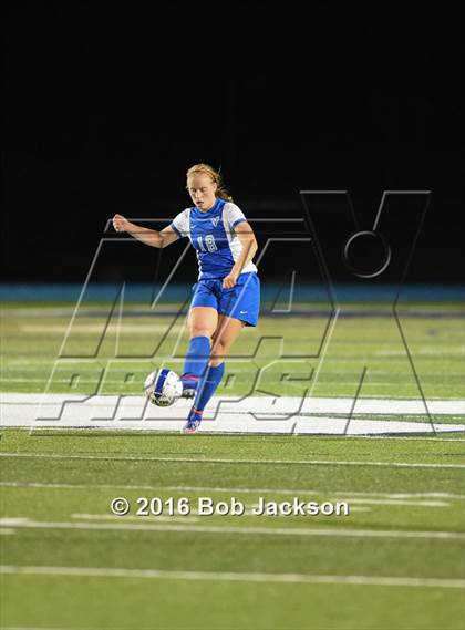 Thumbnail 2 in McDowell vs Villa Maria Academy photogallery.